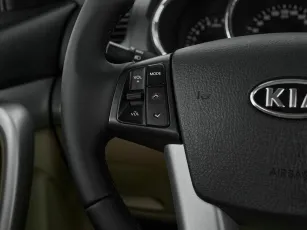 Kia  11