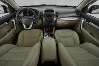 Kia  8