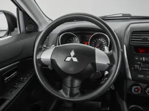 Mitsubishi  10