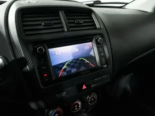 Mitsubishi  12