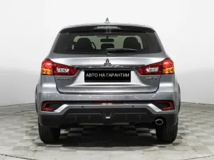 Mitsubishi  6