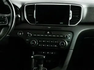 Kia  12