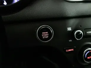 Kia  16