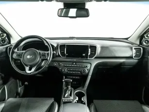 Kia  8