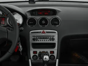 Peugeot  13