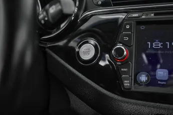 Kia  14