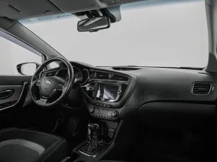Kia  9