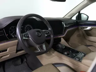 Volkswagen  10
