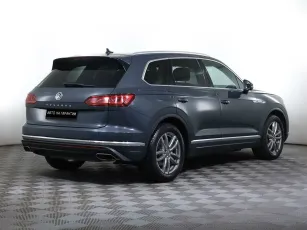 Volkswagen  4