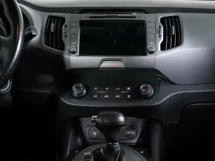 Kia  12