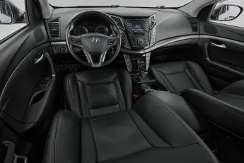 Hyundai  11