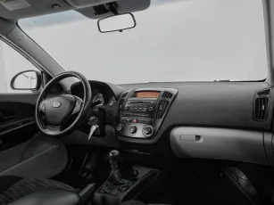 Kia  8