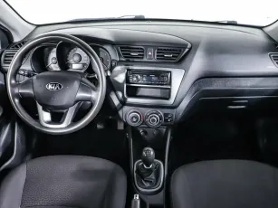 Kia  10