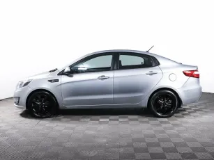 Kia  3