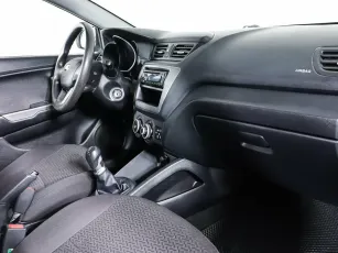 Kia  8