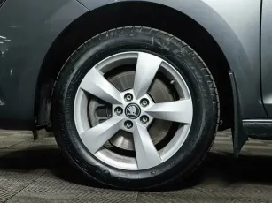 Skoda  8