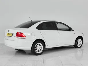 Volkswagen  4