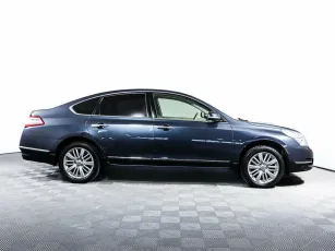 Nissan  4