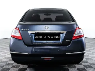 Nissan  6