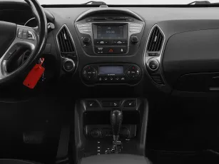 Hyundai  13