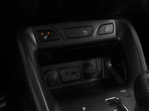 Hyundai  17