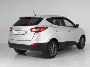 Hyundai  6