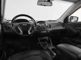 Hyundai  7