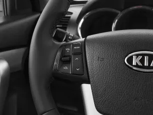 Kia  11