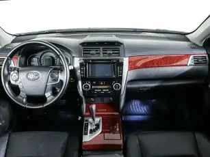 Toyota  10