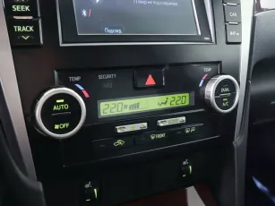 Toyota  15