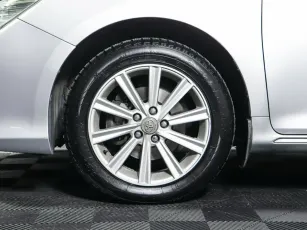 Toyota  8