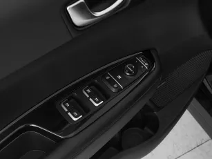Kia  13