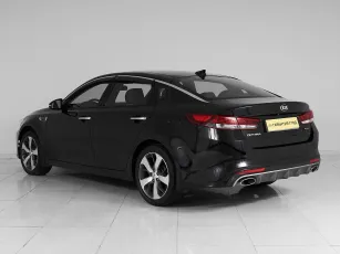 Kia  4