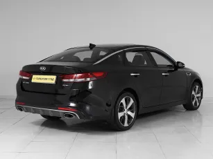 Kia  6