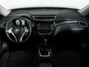 Nissan  10