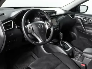 Nissan  11