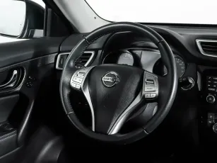 Nissan  12