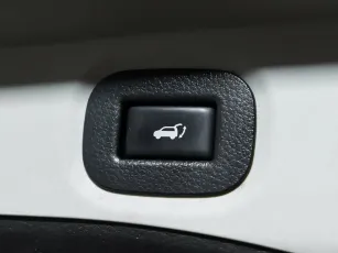 Nissan  21