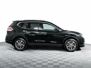 Nissan  4