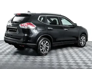 Nissan  5