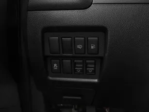Nissan  13