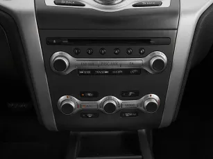 Nissan  16