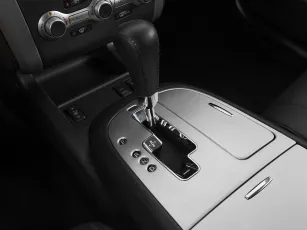Nissan  17