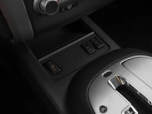Nissan  18