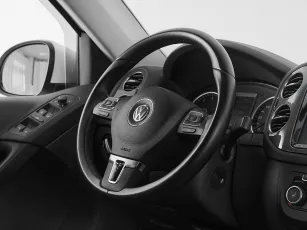 Volkswagen  10