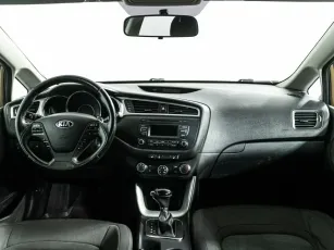 Kia  8