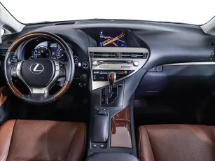 Lexus  10