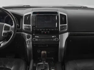 Toyota  17