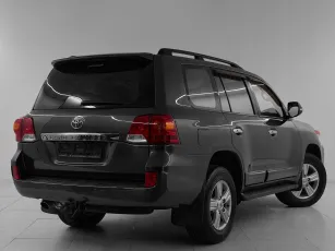 Toyota  6