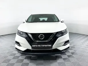 Nissan  2